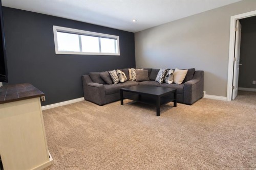 7 Tory Close, Red Deer, AB 