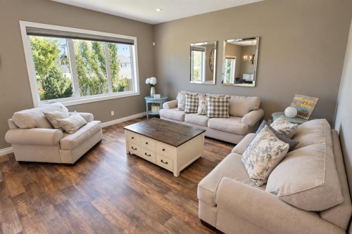 7 Tory Close, Red Deer, AB 