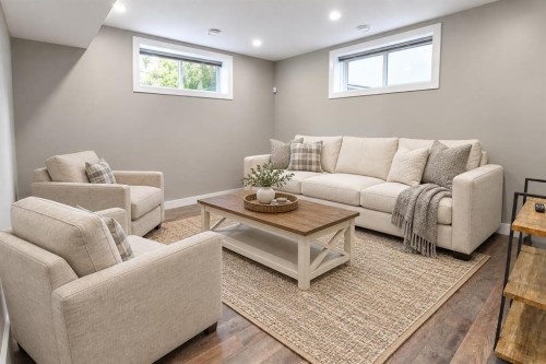 7 Tory Close, Red Deer, AB 