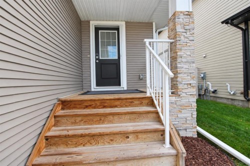 7 Tory Close, Red Deer, AB 