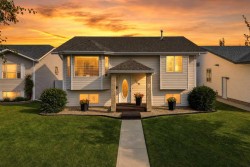 148 Dempsey Street Red Deer, AB T4R 2Y9