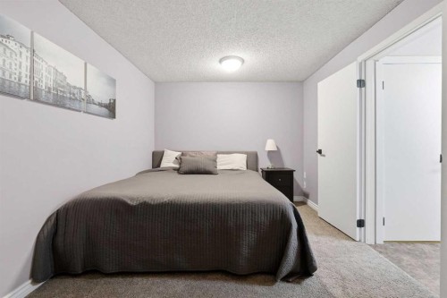 25 Clark Crescent, Red Deer, AB 