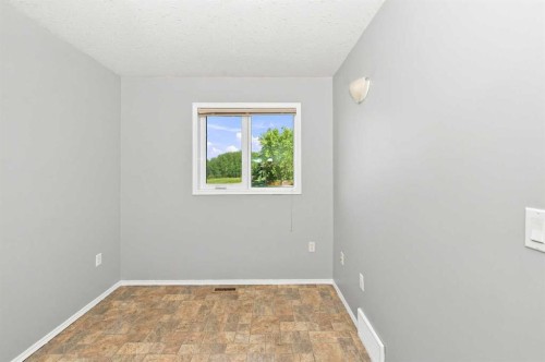 7601 41 Avenue, Camrose, AB 