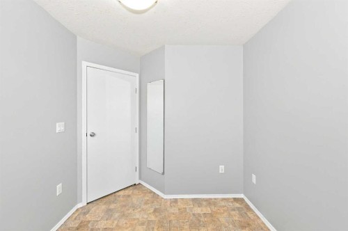 7601 41 Avenue, Camrose, AB 