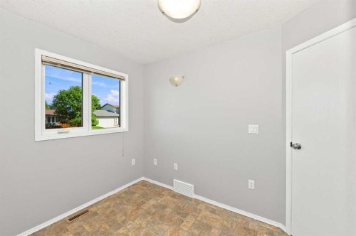 7601 41 Avenue, Camrose, AB 