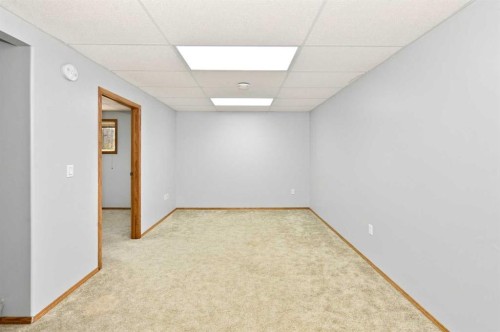 7601 41 Avenue, Camrose, AB 