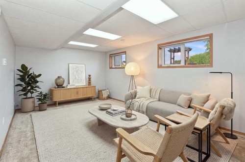7601 41 Avenue, Camrose, AB 