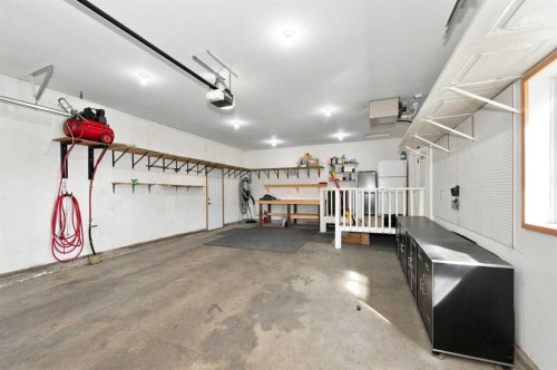 7601 41 Avenue, Camrose, AB 