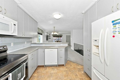 7601 41 Avenue, Camrose, AB 