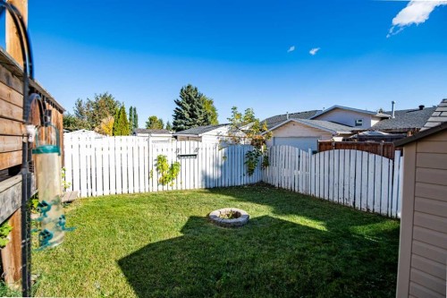 33 Kirsch Close, Red Deer, AB 