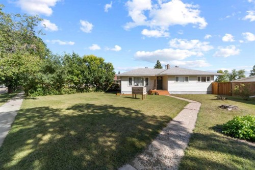 5113 49 Avenue  Forestburg, AB T0B 1N0