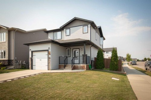 2 Almond Crescent, Blackfalds, AB 