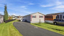 98-15 Mackenzie Ranch Way Lacombe, AB T4L 0B4