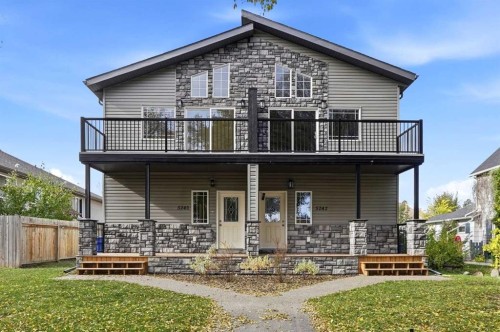 5240 & 5242 51 Street  Lacombe, AB T4L 1H7
