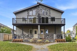 5240 & 5242 51 Street Lacombe, AB T4L 1H7