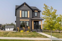 5 Springfield Boulevard Sylvan Lake, AB T4S 0S5