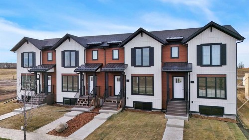 34 Station Drive  Sylvan Lake, AB T4S 0W7