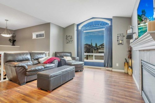 39 Varty Close, Red Deer, AB 