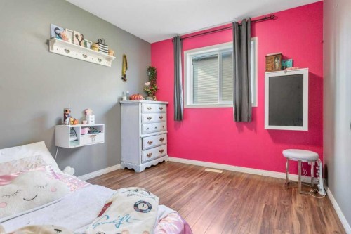 39 Varty Close, Red Deer, AB 