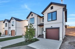 58 Concord Rise Sylvan Lake, AB T4S 0N7