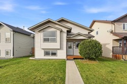 96 Hinshaw Drive  Sylvan Lake, AB T4S 2L6