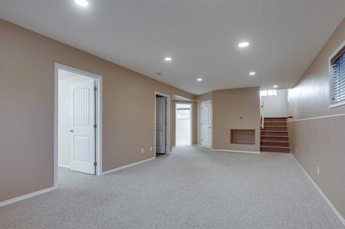 48 Vanson Close, Red Deer, AB 
