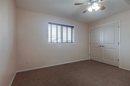 48 Vanson Close, Red Deer, AB 
