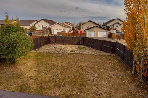 48 Vanson Close, Red Deer, AB 