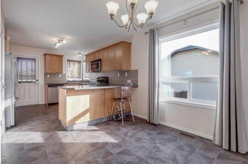 48 Vanson Close, Red Deer, AB 