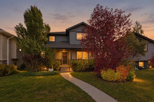 77 Aztec Crescent  Blackfalds, AB T4M 0M2