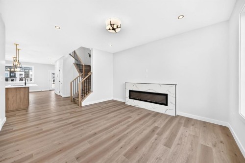9 Landsdown Close, Red Deer, AB 