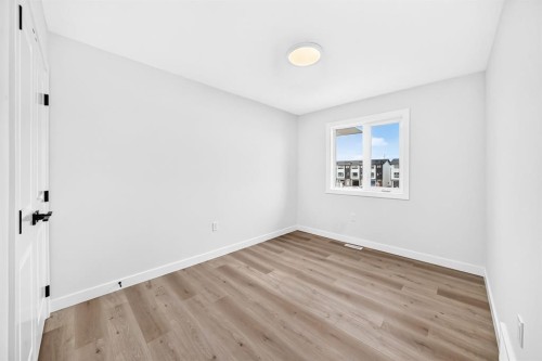 9 Landsdown Close, Red Deer, AB 