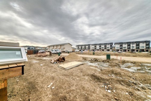 9 Landsdown Close, Red Deer, AB 