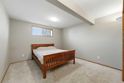 123 Robinson Crescent, Red Deer, AB 