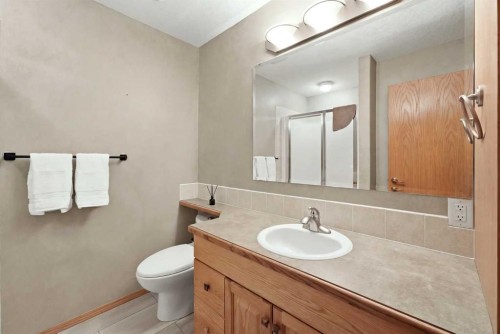 123 Robinson Crescent, Red Deer, AB 