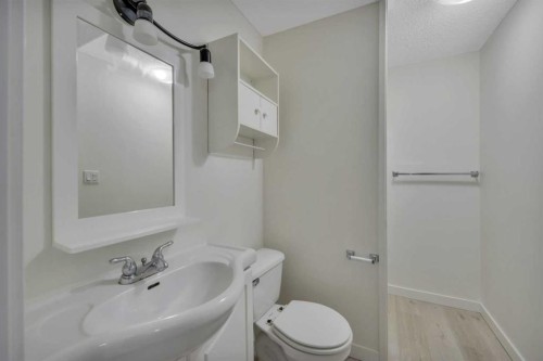 65 Roberts Crescent, Red Deer, AB 