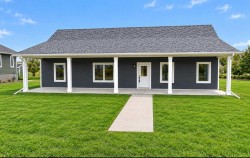 4313 43 Street Castor, AB T0C 0X0