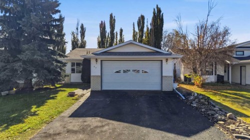 23 Kirby Street  Red Deer, AB T4P 3M9