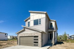 118 Creekstone Place SW Calgary, AB T2X 5M8