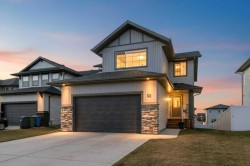 36 Toal Close Red Deer, AB T4P 0W6