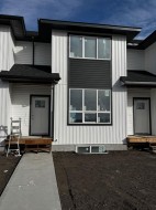 67 Inglis Crescent Sylvan Lake, AB T4S 0W6