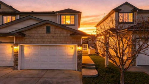 16-73 Addington Drive  Red Deer, AB T4R 2Z6