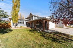 6310 43A Avenue Close Camrose, AB T4V 3N3