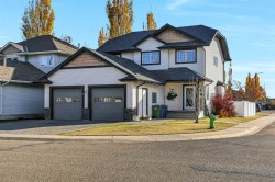 61 Lanterman Close Red Deer, AB T4R 3N3