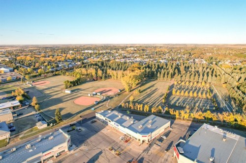 5834 Ab-2, Lacombe, AB 