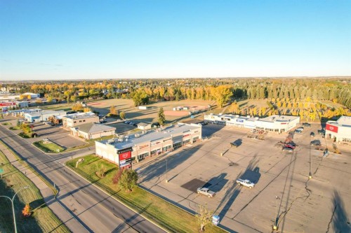 5834 Ab-2, Lacombe, AB 