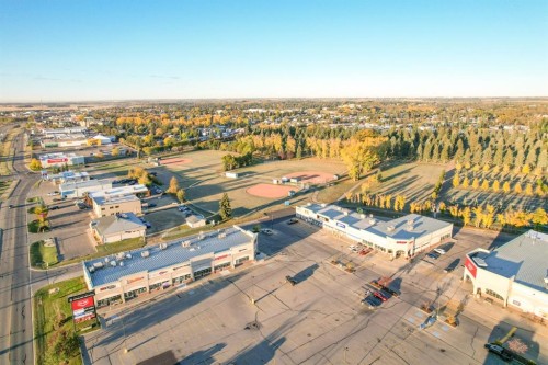5834 Ab-2, Lacombe, AB 