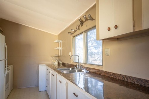 4 Sproule Place, Bashaw, AB 