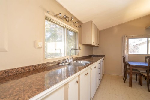 4 Sproule Place, Bashaw, AB 