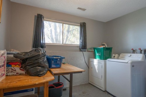4 Sproule Place, Bashaw, AB 
